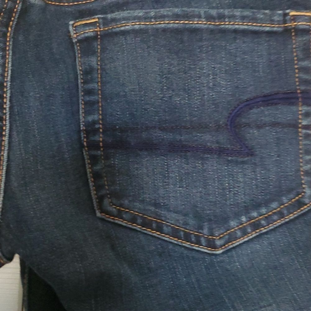 American Eagle Outfitters Women's Artist Crop Jeans Size 2 - Picture 7 of 9